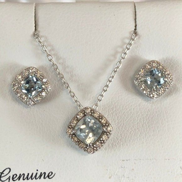 St Silver Blue Topaz & Cubic Zirconia Halo set$175 - Picture 1 of 7